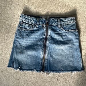 Denim mini skirt, worn once! Working zipper. Originally bought from Nordstrom